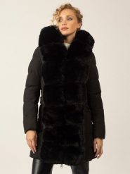 APART Płaszcz zimowy w kolorze czarnym rozmiar: 42. Czarne płaszcze Apart, na zimę, bez wzorów, z puchu, bez kaptura. Za 635.42 zł.