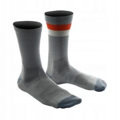Skarpetki rowerowe Dainese HG AER Socks. Szare skarpetki Dainese, bez wzorów. Za 100.00 zł.