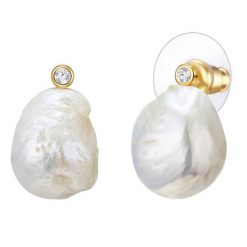 Lulu & Jane Kolczyki Stop metali Żółte złoto 1 ct Damski. Żółte kolczyki Lulu & Jane, z perłą, pozłacane. Za 159.99 zł.