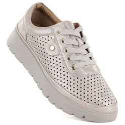 Skórzane półbuty damskie ażurowe złote Vinceza 79629. Żółte półbuty wsuwane VINCEZA, w ażurowe wzory, ze skóry, bez obcasa. Za 209.99 zł.