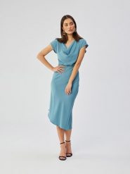 Stylove Sukienka w kolorze błękitnym rozmiar: L. Niebieskie sukienki Stylove, l, bez wzorów, z tkaniny, z asymetrycznym kołnierzem, bez ramiączek, midi, asymetryczne. Za 308.95 zł.