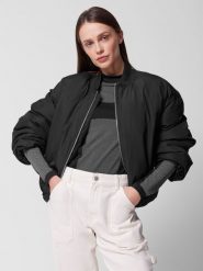 Kurtka oversize bomberka damska Outhorn - czarna. Czarne kurtki Outhorn, l, bez wzorów, z gumy, bez kaptura. Za 149.99 zł.