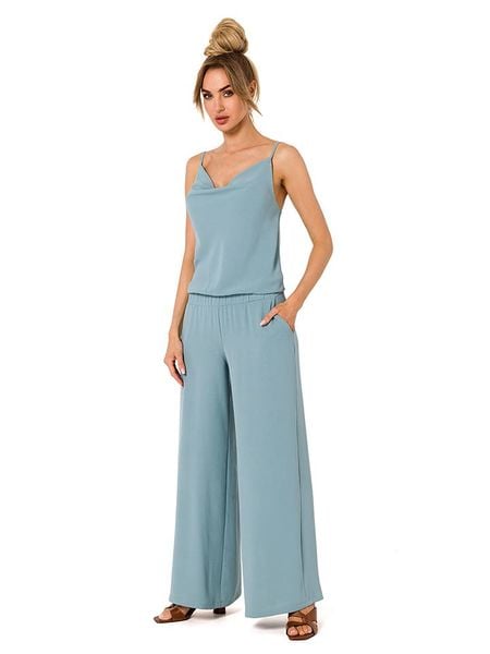 Made of emotion Kombinezon w kolorze błękitnym rozmiar: L. Niebieskie kombinezony Made Of Emotion, l, bez wzorów, bez kołnierzyka, bez ramiączek. Za 196.24 zł.