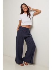 Le Monde du Lin Lniane spodnie w kolorze granatowym rozmiar: 36/38. Niebieskie spodnie materiałowe Le Monde du Lin, bez wzorów, ze lnu. Za 143.99 zł.