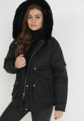 Czarna Kurtka Nylonowa Parka z Odpinanym Futerkiem Beaten. Czarne kurtki Born2be, l, z aplikacjami, z nylonu, bez kaptura. W wyprzedaży za 305.99 zł.