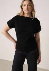 Czarny Bawełniany T-shirt z Marszczeniem w Talii i Dekoltem w Łódkę Savorith. Czarne t-shirty Born2be, m, bez wzorów, z bawełny, biznesowe, bez kołnierzyka, bez ramiączek. Za 59.99 zł.