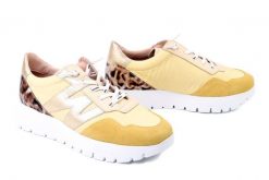 WONDERS A-24100 vanila, półbuty damskie. Żółte półbuty wsuwane Wonders, bez wzorów, bez obcasa. Za 679.90 zł.