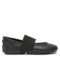 Baleriny Camper. Czarne baleriny Camper, bez wzorów, bez obcasa, bez zapięcia. Za 429.99 zł.