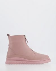 SPORTOWE BOTKI DAMSKIE 88912 LILA. Botki Venezia, bez wzorów, ze skóry, sportowe, bez obcasa, bez zapięcia. Za 359.00 zł.