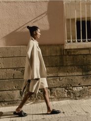 Marynarka z lnem - beżowy. Brązowe marynarki i żakiety Reserved, l, bez wzorów, z bawełny, bez ramiączek. W wyprzedaży za 159.99 zł.