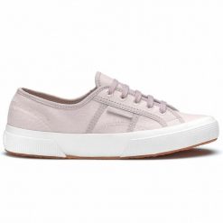 Sneakersy damskie Superga 2750 Organic Canvas Natur. Czerwone buty sportowe lifestyle Superga, bez wzorów, sportowe, bez zapięcia. W wyprzedaży za 327.00 zł.