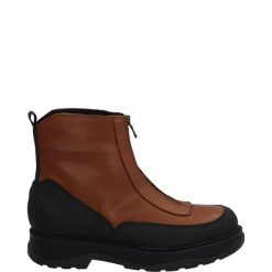 BRĄZOWE BOTKI FR23 NERO-BRUCIA. Brązowe botki Venezia, bez wzorów, ze skóry, bez obcasa, bez zapięcia. Za 239.00 zł.
