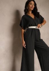 Czarny Kopertowy Kombinezon z Nietoperzowymi Rękawami i Paskiem Tollamira. Czarne sukienki Renee, na co dzień, bez wzorów, eleganckie, bez kołnierzyka, bez ramiączek, kopertowe. Za 139.99 zł.