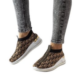 Czarno-brązowe buty Slip On Tartano czarne. Czarne buty treningowe na lato, bez wzorów, bez zapięcia, trekkingowe. Za 70.80 zł.