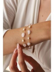 Pierres delicates Pozłacana bransoletka z kwarcem różowym rozmiar: onesize. Czerwone bransoletki Pierres delicates, z kwarcem, pozłacane. Za 39.99 zł.