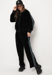 Czarny Welurowy Komplet Dresowy z Ozdobnym Lampasem Bluza ze Stójką i Proste Spodnie Seralina. Czarne bluzy Born2be, l, bez wzorów, z dresówki, bez ramiączek, bez kaptura. W wyprzedaży za 101.99 zł.