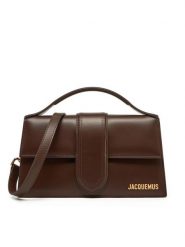 JACQUEMUS Torebka Le Grand Bambino 213BA007-3100 Brązowy. Brązowe torebki klasyczne JACQUEMUS, bez wzorów, ze skóry, bez dodatków. Za 3,189.00 zł.