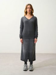 AUTHENTIC CASHMERE Kaszmirowy sweter w kolorze antracytowym rozmiar: L. Czarne swetry AUTHENTIC CASHMERE, l, bez wzorów, z kaszmiru, bez ramiączek. Za 369.99 zł.