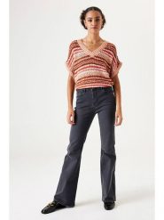 Garcia Sweter w kolorze jasnoróżowo-czerwono-białym rozmiar: L. Białe swetry Garcia, l, bez wzorów, ze splotem, bez ramiączek. Za 109.26 zł.