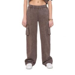 Spodnie dresowe z bawełna na co dzień na siłownię. Czarne spodnie dresowe LEONE 1947 APPAREL, bez wzorów, z bawełny. W wyprzedaży za 164.19 zł.