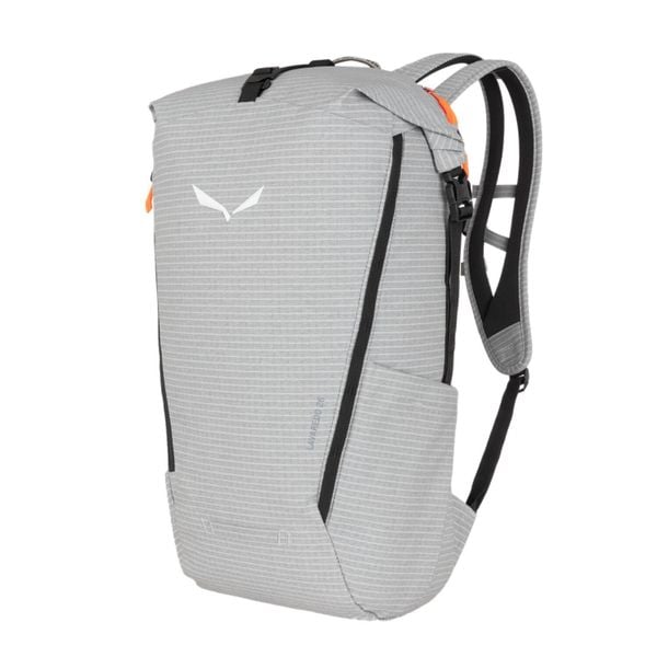 Torba turystyczna Salewa Lavaredo 26. Czarne torby na laptopa Salewa, bez wzorów. Za 563.50 zł.