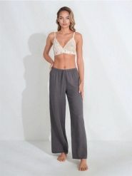 Muślinowe spodnie piżamowe - szary. Szare piżamy Sinsay, l, bez wzorów, bez kołnierzyka, bez ramiączek. Za 29.99 zł.