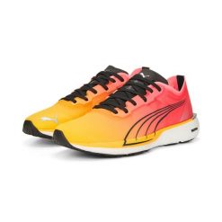 Buty do biegania dla kobiet Puma Liberate Nitro. Czerwone buty do biegania Puma, bez wzorów, z gumy, bez zapięcia, do biegania. Za 490.00 zł.