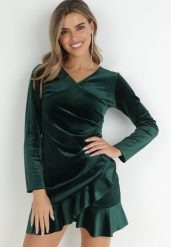 Ciemnozielona Sukienka Welurowa z Marszczeniem i Falbanką Zeve. Zielone sukienki Born2be, na co dzień, bez wzorów, z weluru, eleganckie, bez kołnierzyka, bez ramiączek, mini. W wyprzedaży za 38.24 zł.