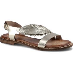 Złote Sandały Dwunasty Shoes Damskie Buty Na Lato. Żółte sandały Dwunasty Shoes, bez wzorów, ze skóry, bez obcasa, na obcasie, bez zapięcia. W wyprzedaży za 237.15 zł.