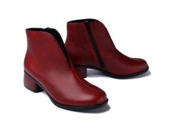 RIEKER REMONTE R8870-35 red, botki damskie. Czerwone botki Rieker Remonte, bez wzorów, z polaru, bez obcasa, na obcasie, bez zapięcia. Za 265.93 zł.