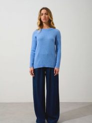 AUTHENTIC CASHMERE Kaszmirowy sweter "Daria" w kolorze błękitnym rozmiar: L. Niebieskie swetry AUTHENTIC CASHMERE, l, bez wzorów, z kaszmiru, bez ramiączek. Za 347.99 zł.