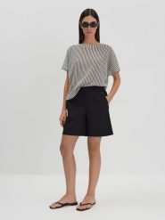 Someday Bluza "Umila" w kolorze biało-czarnym rozmiar: M. Białe bluzy someday., m, bez wzorów, z bawełny, bez ramiączek, bez kaptura. Za 168.46 zł.