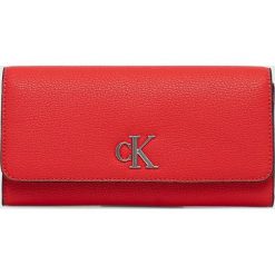Calvin Klein Jeans portfel damski kolor czerwony. Czerwone portfele Calvin Klein Jeans, bez wzorów, z jeansu. Za 299.99 zł.