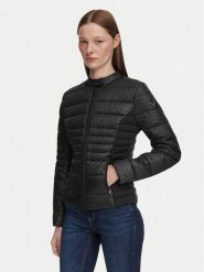 Guess Kurtka przejściowa W6YL16 W2891 Czarny Slim Fit. Czarne kurtki Guess, xs, z aplikacjami, z syntetyku, bez kaptura. Za 694.99 zł.