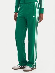 Adidas Spodnie dresowe Firebird Classic KD3649 Zielony Regular Fit. Zielone spodnie dresowe adidas, bez wzorów, z dresówki. Za 299.99 zł.