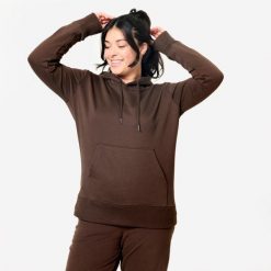 Bluza z kapturem damska Domyos Gym & Pilates. Brązowe bluzy DOMYOS, m, bez wzorów, z bawełny, sportowe, bez ramiączek, z kapturem. Za 99.99 zł.