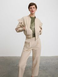 BGN Kurtka w kolorze beżowym rozmiar: 34. Brązowe kurtki BGN, bez wzorów, bez kaptura. Za 131.12 zł.