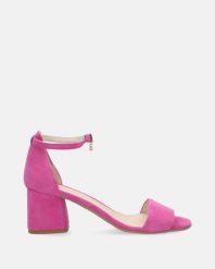 RÓŻOWE SANDAŁY Z ZAMSZU 1822 CAMO FUXIA. Czerwone sandały Venezia, bez wzorów, ze skóry, bez obcasa, bez zapięcia. Za 419.00 zł.