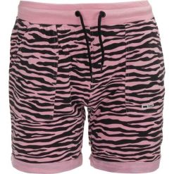 Kobiece Szorty Alpine Pro Lonia L - Stylowe i Oddychające. Zielone szorty Alpine Pro, bez wzorów, z bawełny, eleganckie. Za 122.99 zł.