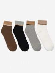 Skarpetki z bawełną 4 pack - wielobarwny. Skarpetki Sinsay, bez wzorów, z bawełny. Za 17.99 zł.