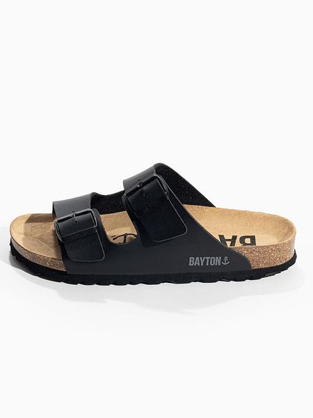 BAYTON Klapki "Atlas" w kolorze czarnym rozmiar: 39. Czarne klapki Bayton, bez wzorów, klasyczne, z otwartym noskiem, bez obcasa, bez zapięcia. Za 174.95 zł.