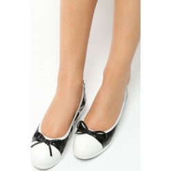 Czarne Balerinki Melton. Baleriny marki Born2be. Za 19.99 zł.