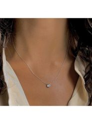 OR Carats Złoty naszyjnik z diamentami rozmiar: onesize. Szare naszyjniki OR Carats, z materiału, z diamentem, złote. Za 657.33 zł.