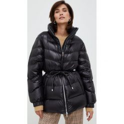 Woolrich kurtka damska kolor czarny zimowa. Czarne kurtki Woolrich, na zimę, l, bez wzorów, z materiału, bez kaptura. Za 3,439.90 zł.