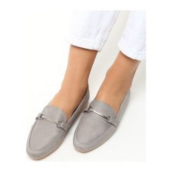 Szare Mokasyny Jessa. Mokasyny marki Reserved. Za 24.99 zł.