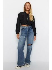 Trendyol Dżinsy - Comfort fit - w kolorze niebieskim rozmiar: 34. Niebieskie jeansy Trendyol, bez wzorów, klasyczne, z podwyższonym stanem. Za 79.40 zł.