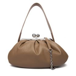 Torebka Weekend Max Mara. Brązowe kopertówki Weekend Max Mara, bez wzorów, wizytowe, bez dodatków. Za 1,839.00 zł.