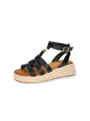 C'M Sandały w kolorze czarnym na koturnie rozmiar: 38. Czarne sandały C'M, bez wzorów, z otwartym noskiem, bez obcasa, na koturnie, bez zapięcia. Za 100.52 zł.