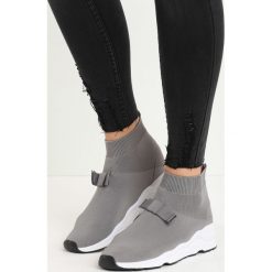 Szare Buty Sportowe Bobby Socks. Buty sportowe lifestyle marki KALENJI. Za 69.99 zł.