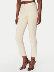 Rinascimento Spodnie materiałowe CFC0128650003 Beżowy Regular Fit. Brązowe spodnie materiałowe Rinascimento, bez wzorów, z materiału. Za 399.99 zł.